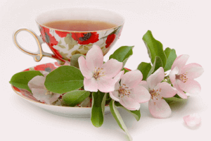 Чашка чая с цветком